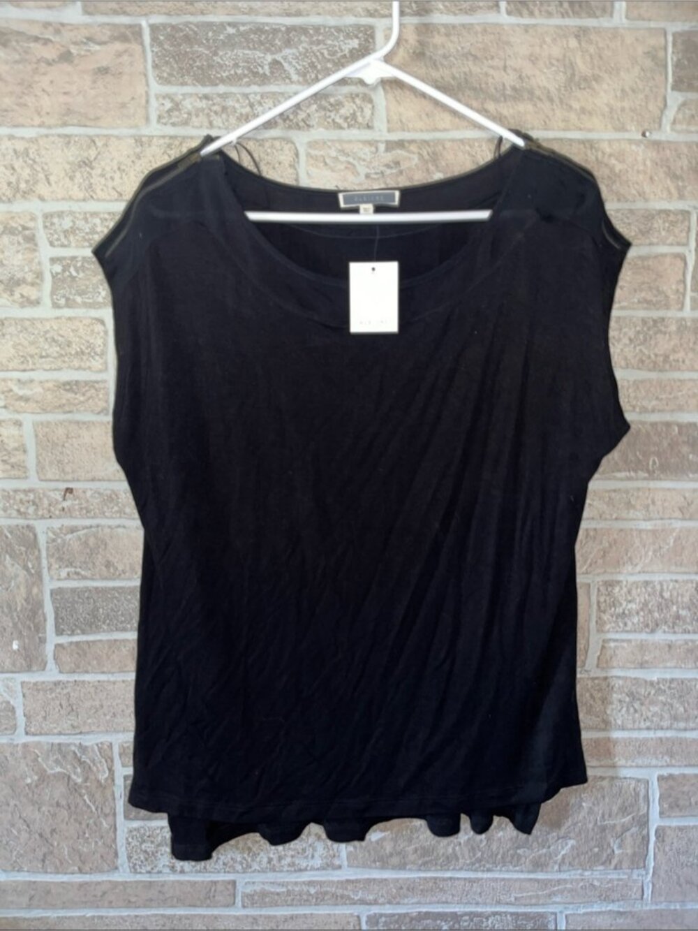 Pleione Black Scoop Neck Cap Sleeve Tank